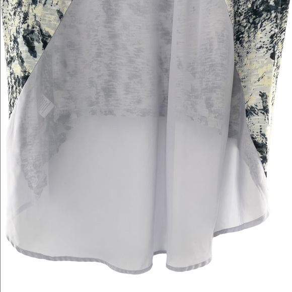 Vanity Print Cut Out Sheer Back Top Size Small - Picture 4 of 14